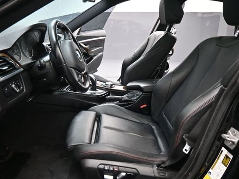 Used 2016 BMW 328i Gran Turismo xDrive image 9