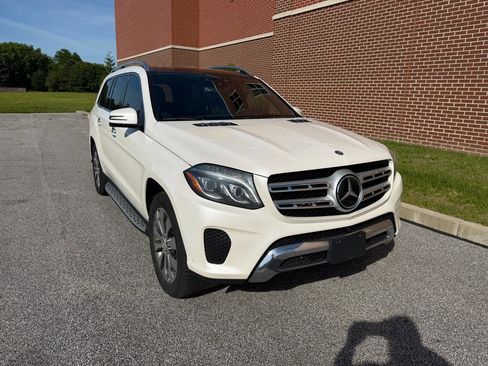 Used 2017 Mercedes-Benz GLS 450 4MATIC image 38