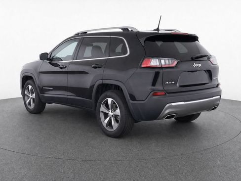 Used 2019 Jeep Cherokee Limited AWD/4WD image 3