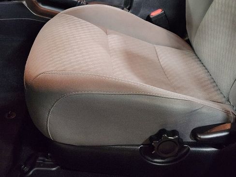 Used 2022 Toyota Tacoma SR w/ SR Convenience Package image 44