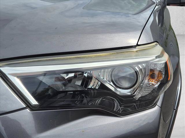 Used 2015 Toyota 4Runner Limited AWD/4WD image 7