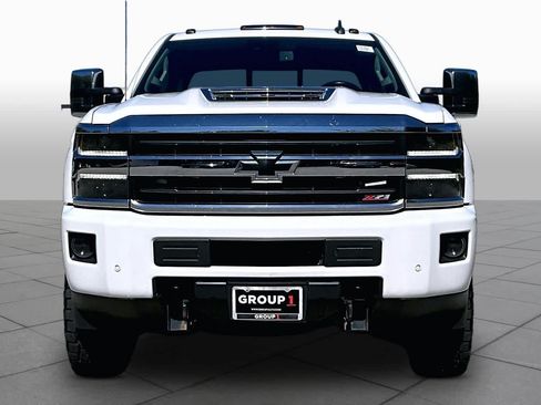 Used 2019 Chevrolet Silverado 2500 LTZ w/ Duramax Plus Package AWD/4WD image 4