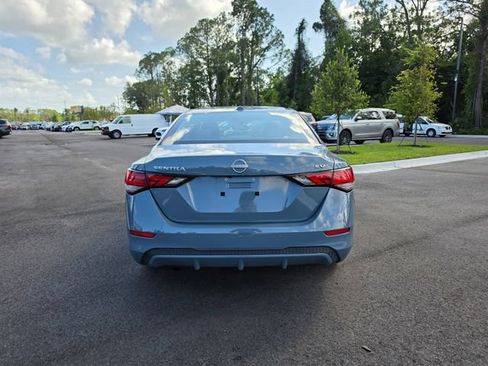 Used 2024 Nissan Sentra SV FWD image 8