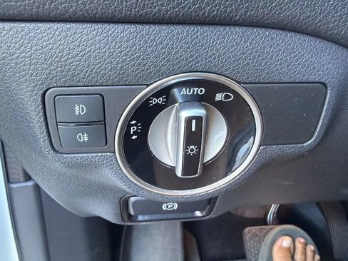 Used 2020 Mercedes-Benz GLA 250 4MATIC image 40
