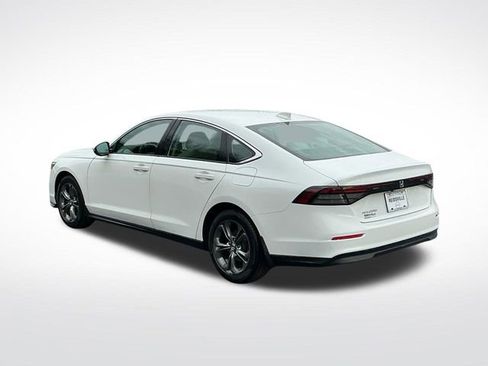 Used 2024 Honda Accord EX image 4