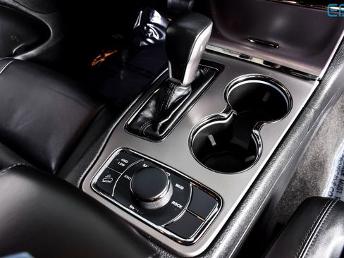 Used 2021 Jeep Grand Cherokee Limited X image 29