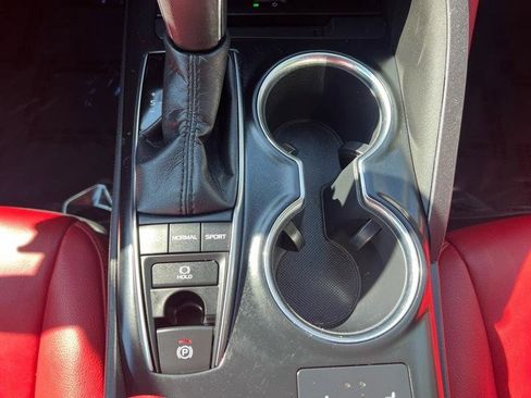 Used 2019 Toyota Camry XSE image 15