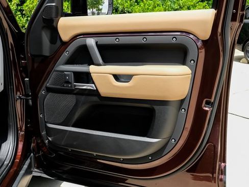 New 2026 Land Rover Defender 130 X-Dynamic SE AWD/4WD image 57