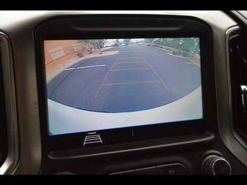 Used 2019 Chevrolet Silverado 1500 LT w/ Convenience Package image 11