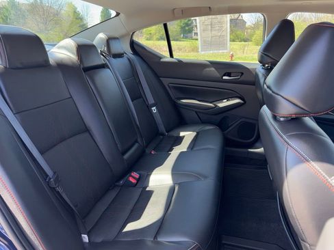 Used 2024 Nissan Altima 2.0 SR FWD image 36
