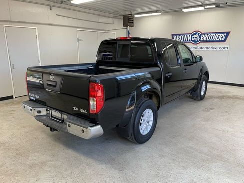 Used 2017 Nissan Frontier SV w/ SV Value Truck Package image 6