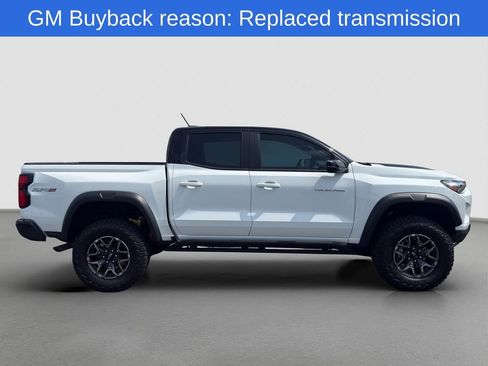 Used 2024 Chevrolet Colorado ZR2 w/ Safety Package AWD/4WD image 7