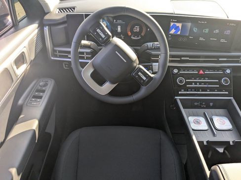 New 2026 Hyundai Santa Fe SE FWD image 16