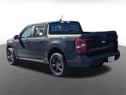 New 2025 Ford Maverick Lariat w/ Black Appearance Package image 5