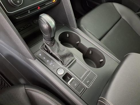 Used 2021 Volkswagen Atlas SE w/ Panoramic Sunroof Package image 21