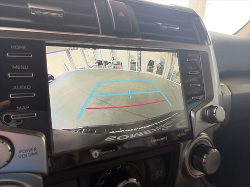 Certified 2023 Toyota 4Runner SR5 Premium image 33