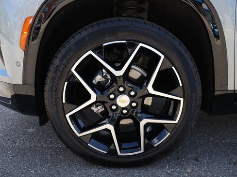 Used 2026 Chevrolet Traverse High Country w/ LPO, Floor Liner Package AWD/4WD image 31