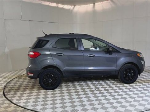 Used 2019 Ford EcoSport SE w/ SE Convenience Package image 9