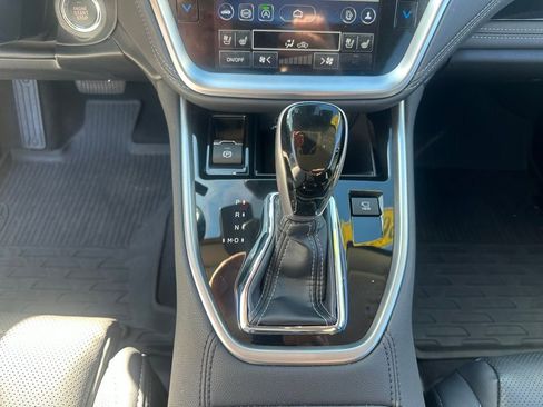 Used 2025 Subaru Outback Touring w/ Popular Package #2 image 29