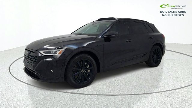 Used 2024 Audi Q8 e-tron Premium AWD/4WD image 3