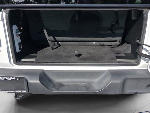 Certified 2023 Jeep Wrangler Willys image 36