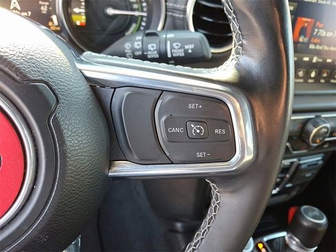 Used 2023 Jeep Wrangler Unlimited Sahara w/ Cold Weather Group image 21