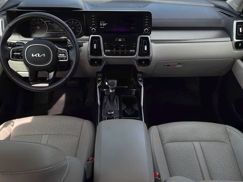 Certified 2022 Kia Sorento SX AWD/4WD image 14