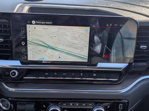 Used 2025 GMC Sierra 1500 SLT image 19