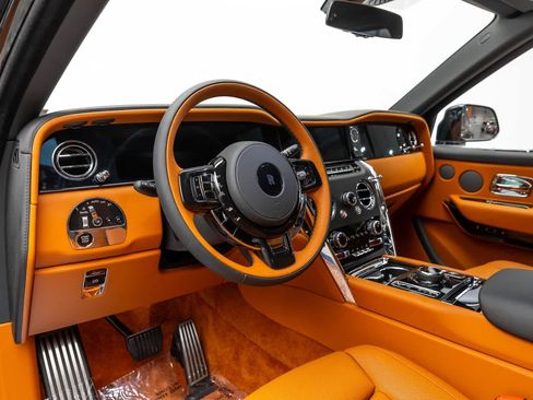 New 2026 Rolls-Royce Cullinan AWD/4WD image 15