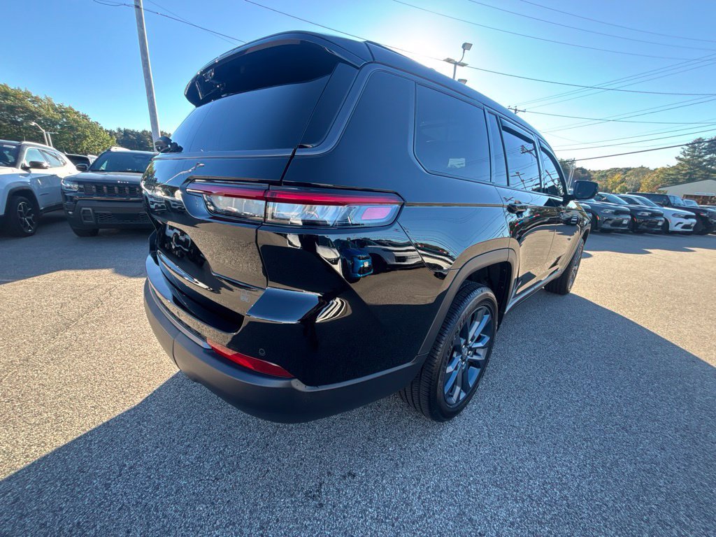Certified 2026 Jeep Grand Cherokee L Limited AWD/4WD image 5