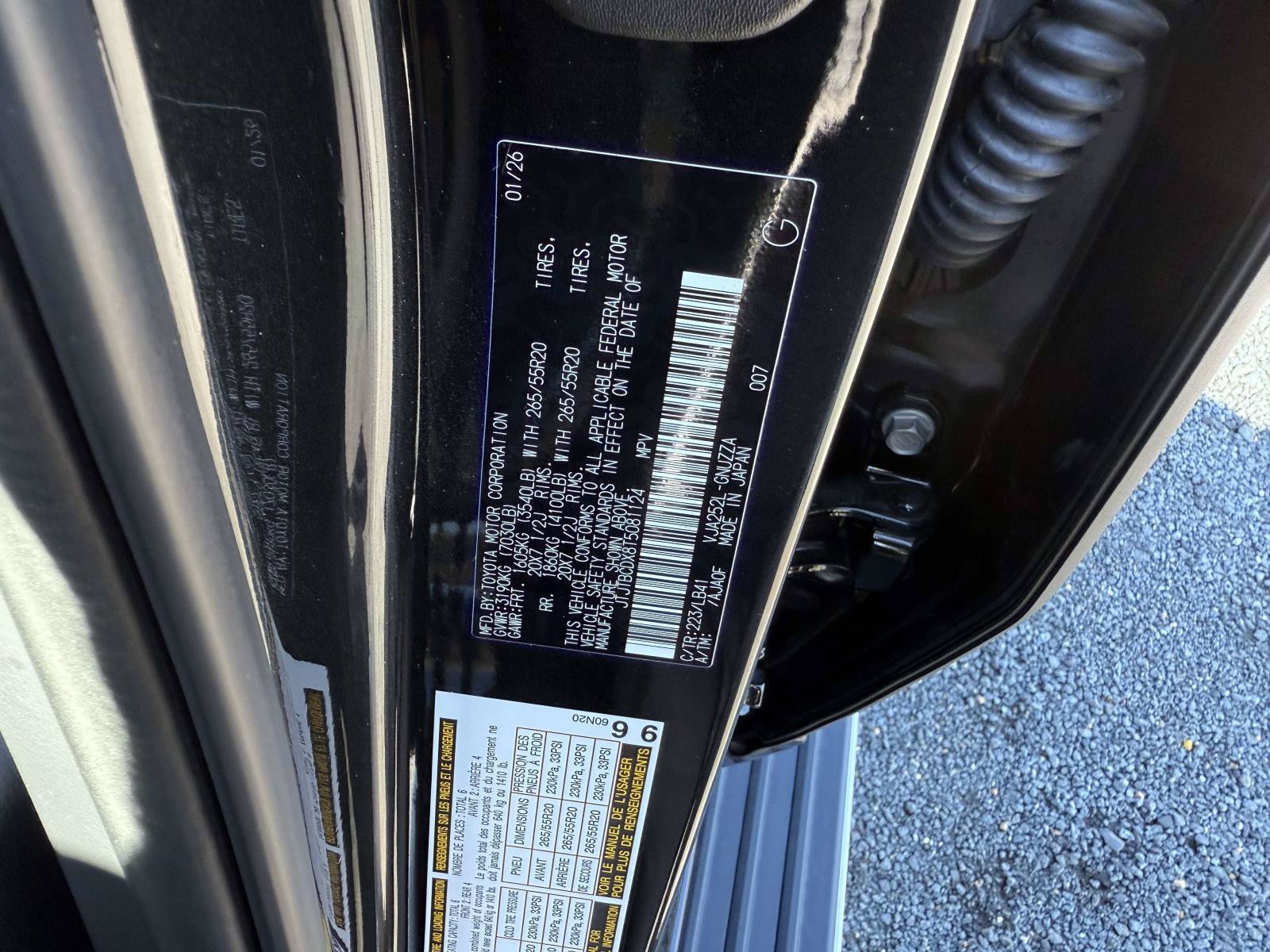 Used 2026 Lexus GX 550 w/ Accessory Package (2T) AWD/4WD image 32