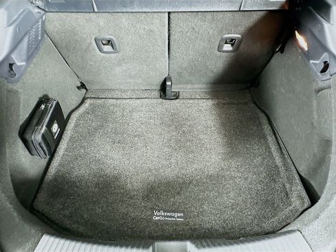 Used 2014 Volkswagen Beetle 2.5 image 29