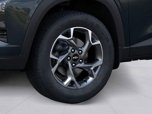 New 2026 Chevrolet Trax LT image 9