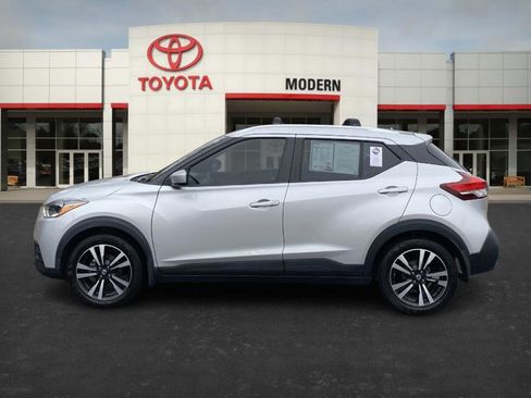 Used 2019 Nissan Kicks SV w/ Exterior Package image 7