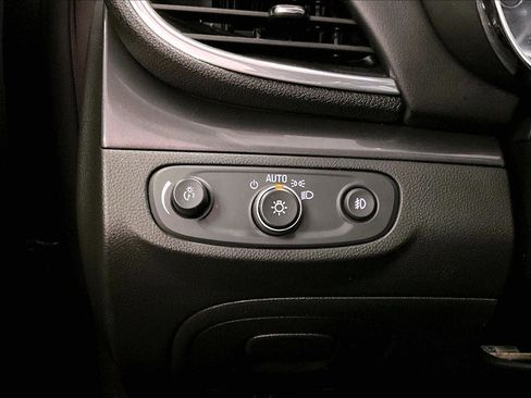 Used 2019 Buick Encore Essence w/ Experience Buick Package image 30