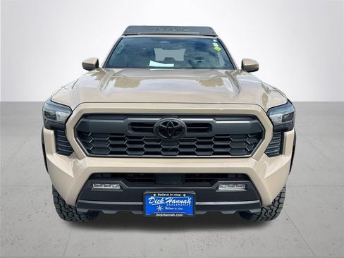 Used 2026 Toyota Tacoma TRD Off-Road AWD/4WD image 3