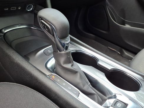 Used 2024 Chevrolet Malibu LT image 16