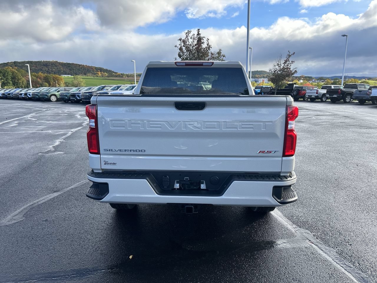 New 2026 Chevrolet Silverado 1500 RST w/ LPO, Dark Essentials Package AWD/4WD image 6