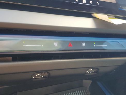 Used 2025 BMW X3 M50 w/ Premium Package image 30