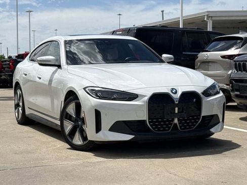 Used 2023 BMW i4 eDrive35 w/ Premium Package RWD image 2