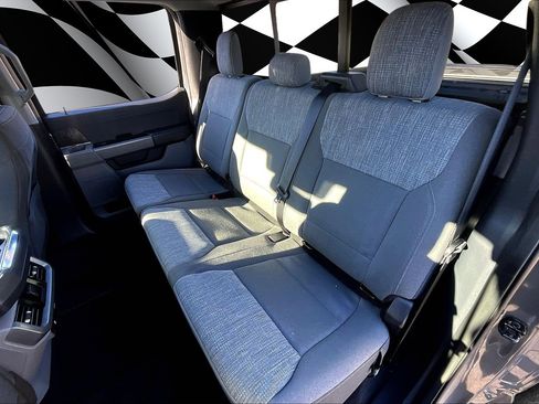 Used 2022 Ford F150 XLT w/ Equipment Group 302A High image 26