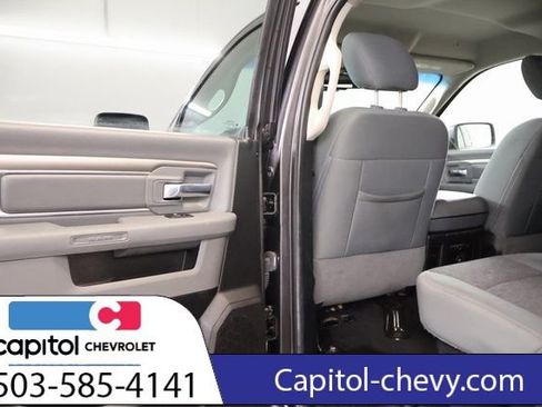 Used 2017 RAM 1500 Big Horn AWD/4WD image 29