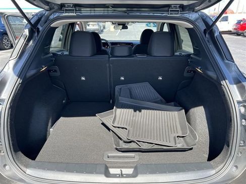 Used 2025 Nissan Kicks SV image 21