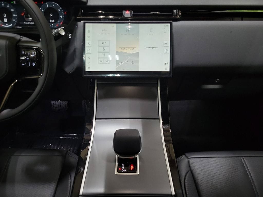 New 2026 Land Rover Range Rover Velar S AWD/4WD image 25