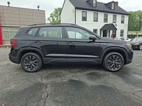 Used 2022 Volkswagen Taos S w/ IQ Drive S Package AWD/4WD image 7