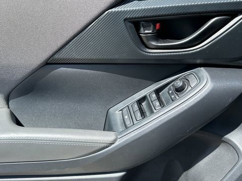 Used 2024 Subaru Crosstrek 2.0i Premium image 11