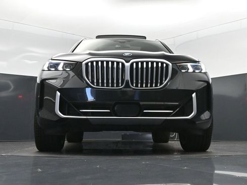 Certified 2024 BMW X5 sDrive40i w/ Premium Package RWD image 45