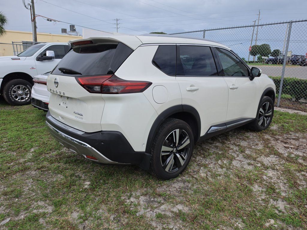 Used 2021 Nissan Rogue Platinum FWD image 6