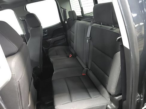 Used 2017 GMC Sierra 1500 SLE w/ SLE Value Package AWD/4WD image 33