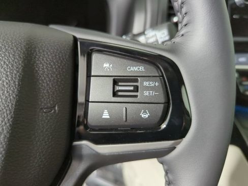 New 2026 Honda Odyssey Touring image 14
